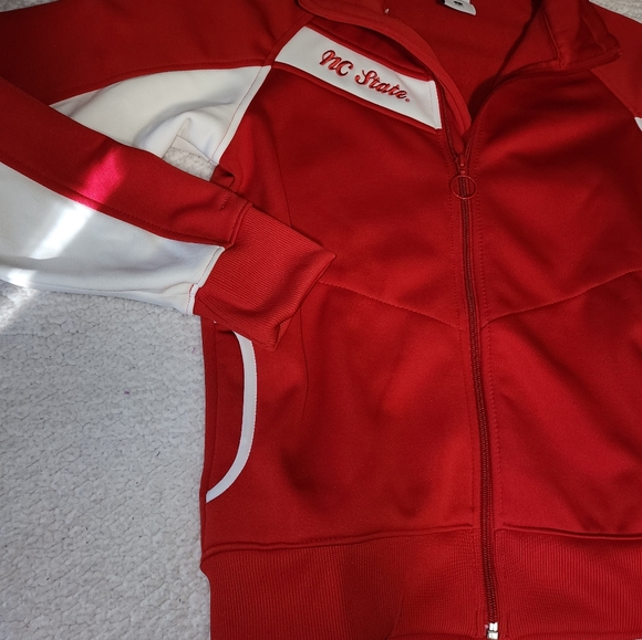 Columbia Like New , N.C  State Jacket , Size Large - Picture 5 of 15